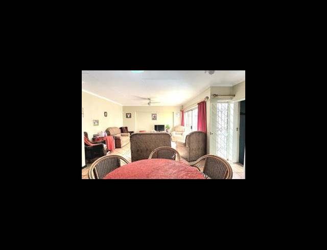 3 BEDROOM TOWNHOUSE FOR SALE IN ALBERTON NORTH